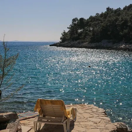 בית נופש Secluded Seaside מילנה